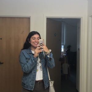 Meet your Posher, Evelyn